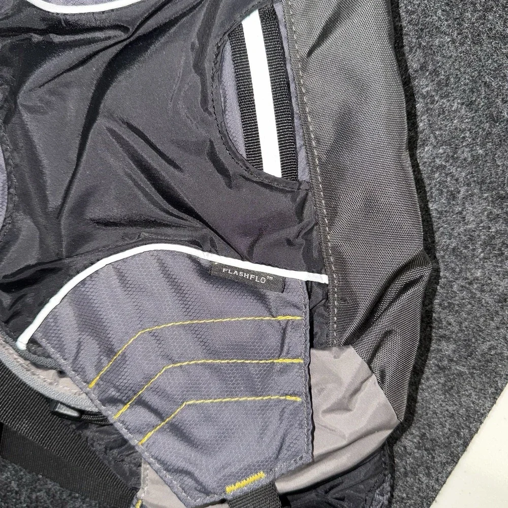 Camelbak flashflo hydration